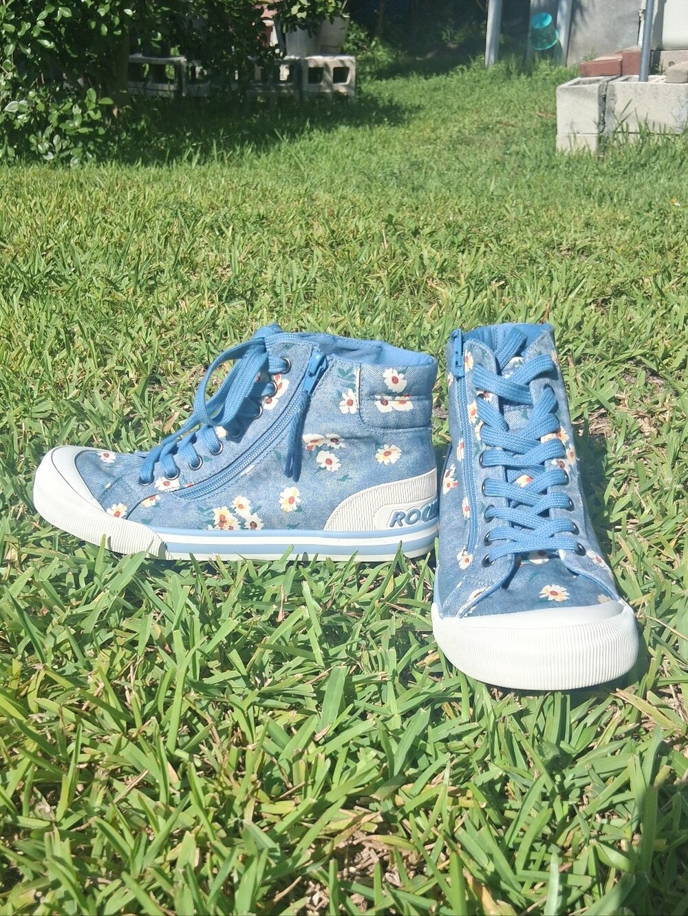 Rocket Dog Blue Floral High-Top Sneakers - Picture 5 of 6